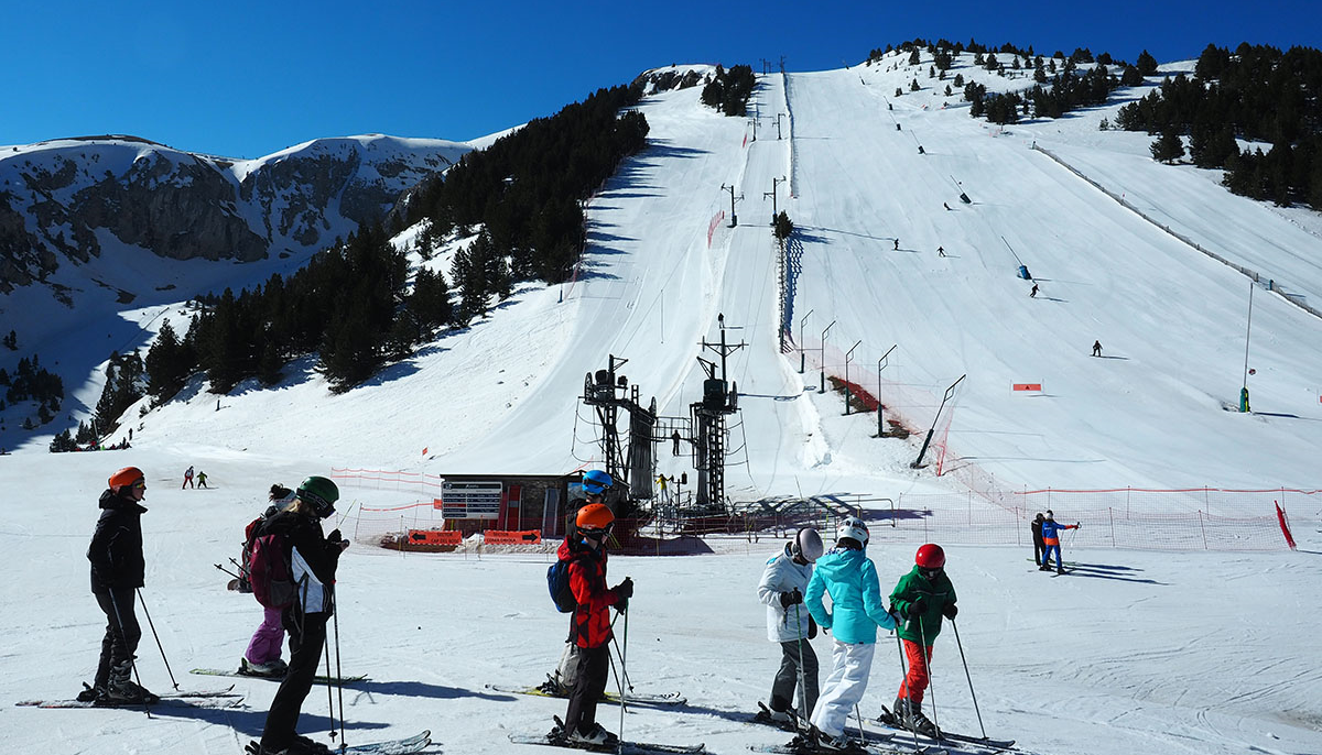 Conoce las 6 mejores estaciones de esquí españolas y como llegar en tren o AVE 2