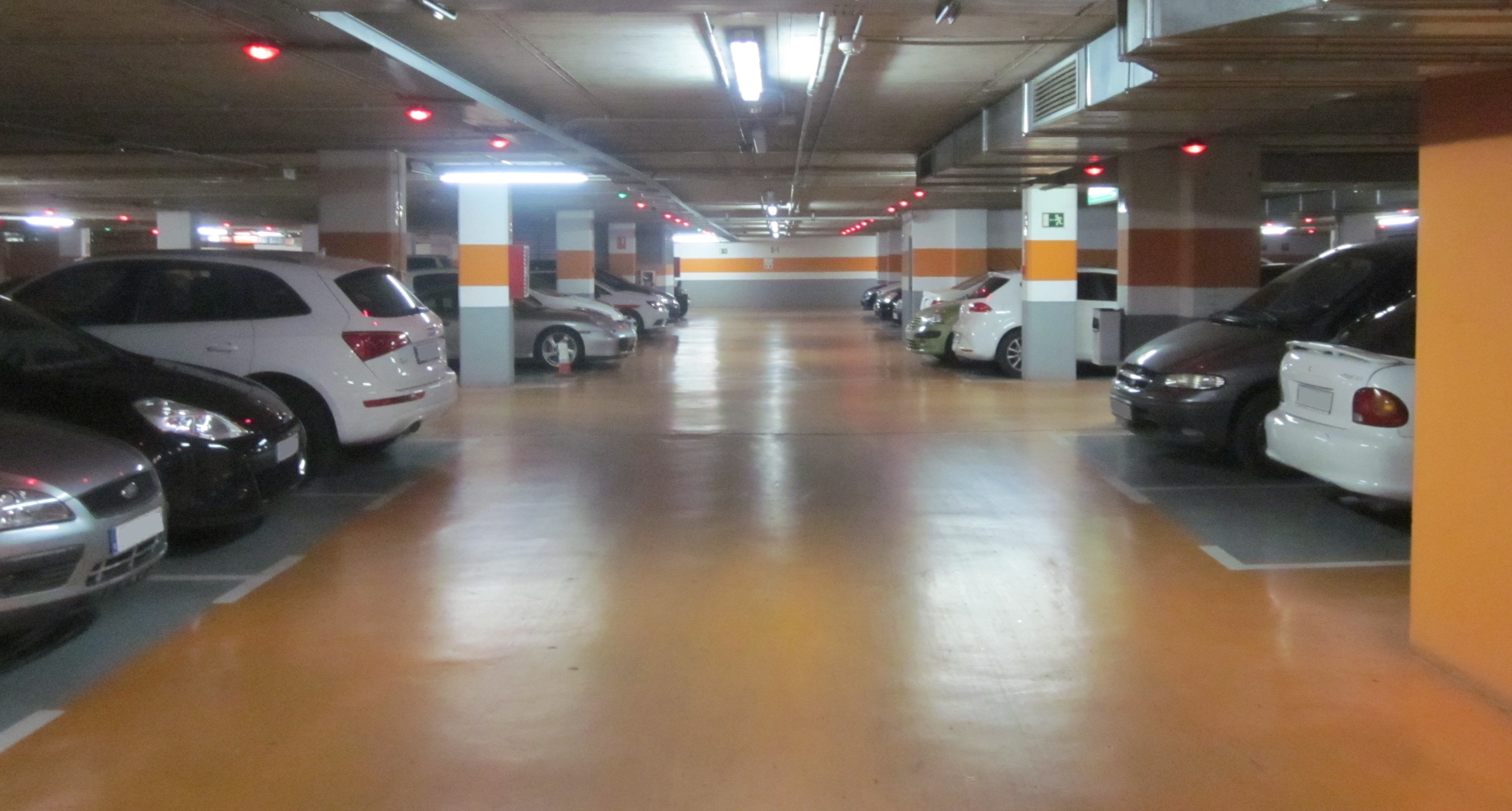 Parking estación AVE Valencia